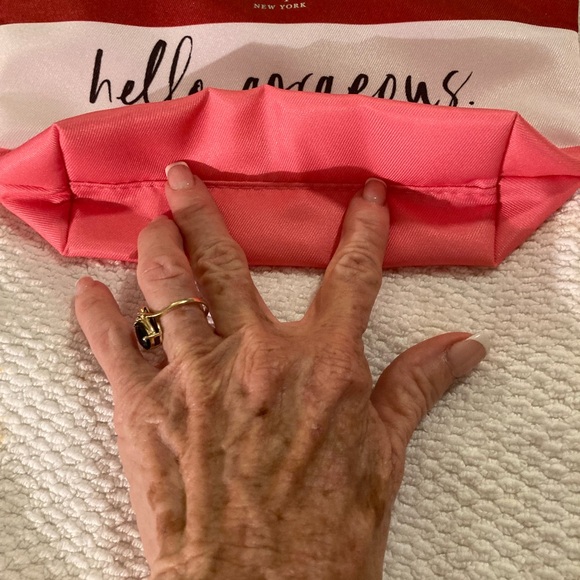 Clinique Kate Spade zippered, cosmetic case red white pink “HELLO GORGEOUS “ NEW - Picture 9 of 12